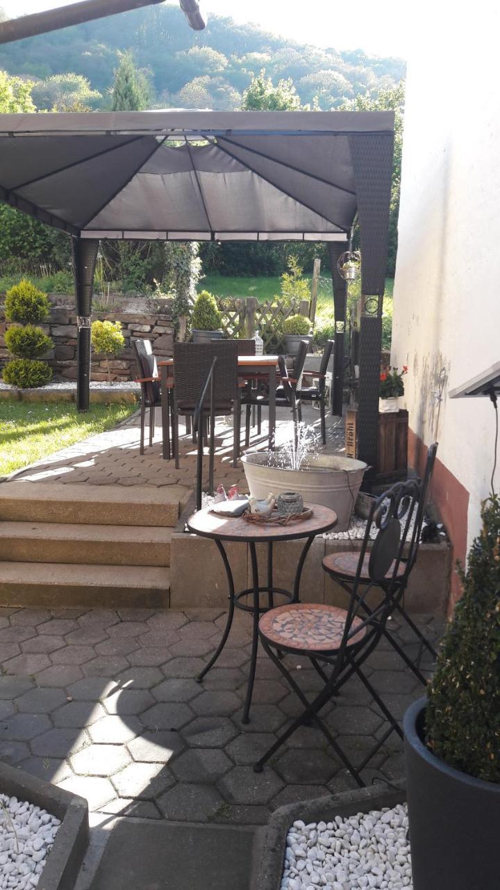 Gaestehaus Burgberg, Weinhaus Fries Kattenes Exterior photo